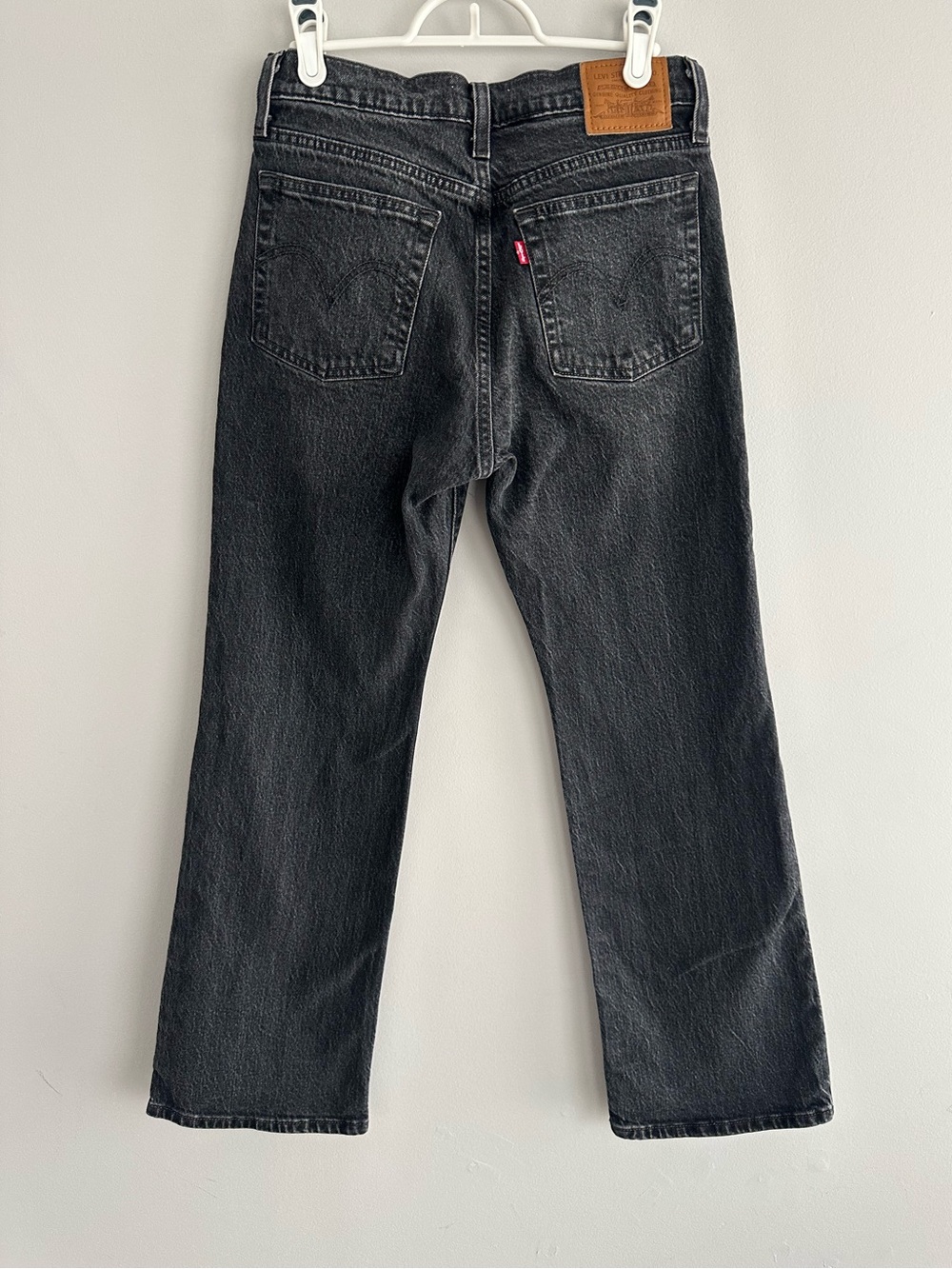 Levi's Women's Black Washed Boot Cut Wedgie 27x30 Jeans - Picture 9 of 16